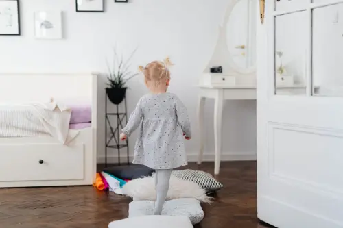 Casa a misura di bambino: come adattare gli ambienti quando i figli iniziano a gattonare